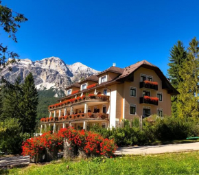 Boutique Hotel Villa Blu Cortina D'Ampezzo